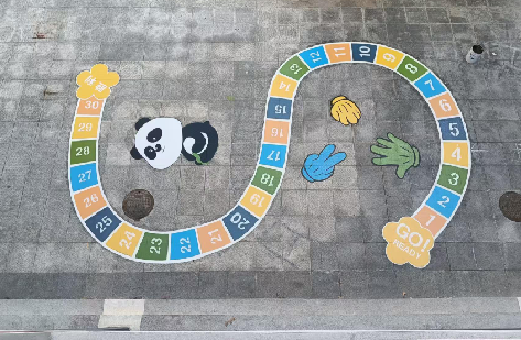 马尔康地面游戏彩绘